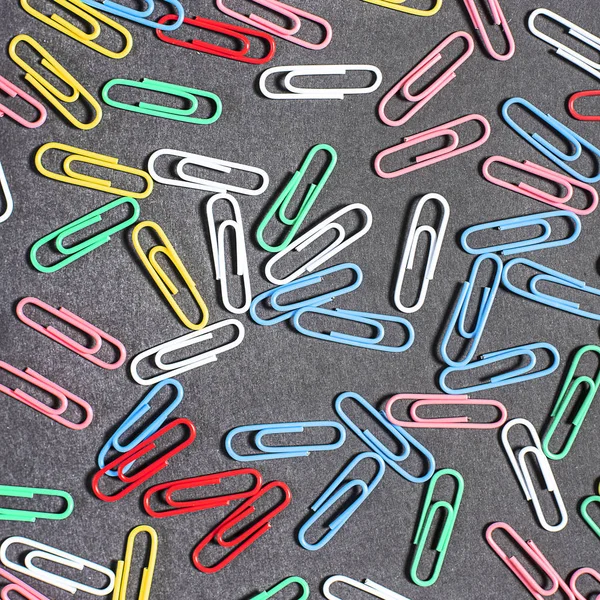 Beautiful multicolored paper clips — Stock Photo, Image