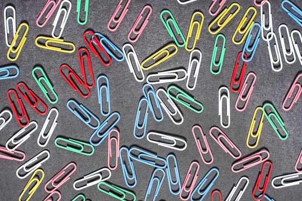 Beautiful multicolored paper clips — Stock Photo, Image