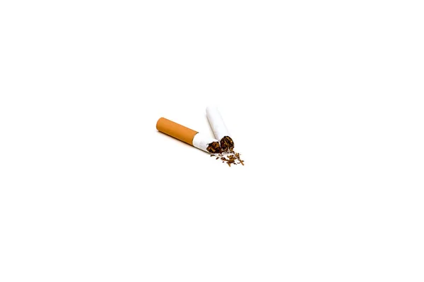 Isolado de quebrado em meio cigarro com filtro laranja — Fotografia de Stock