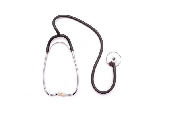 Czarne stethophonendoscope z metalową końcówkę dla słuchu, oddechowe w płucach na białym tle — Zdjęcie stockowe