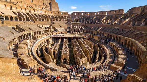 Interior Coliseu Romano Mostra Detalhes Arquitetônicos Roma Itália — Fotografia de Stock