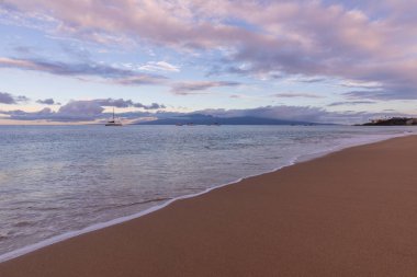 Kaanapali beach Maui Adası boyunca güzel bir gün batımı