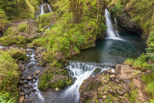 Een Schilderachtige Tropische Waterval Weg Naar Hana Maui — Stockfoto