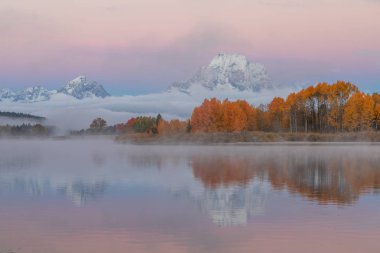 tetons doğal gündoğumu yansımasıdır Güz