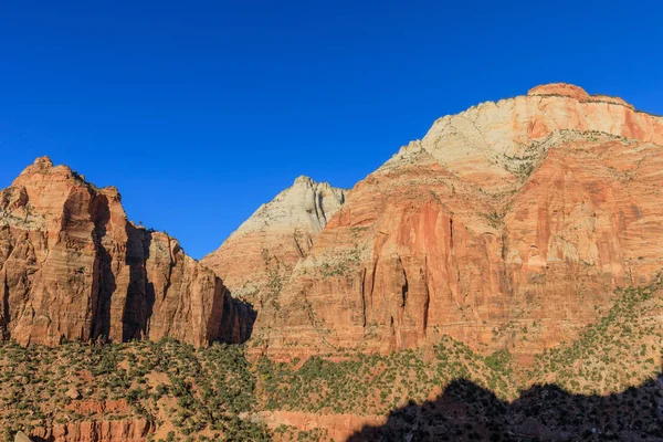 Zion national park Utah sonbaharda doğal peyzaj