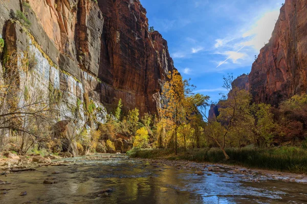 Malowniczych Okolicach Parku Narodowego Zion Utah Jesienią — Zdjęcie stockowe