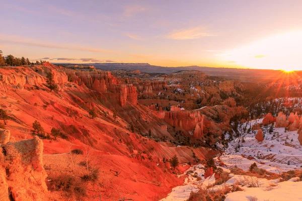 Amanecer Invierno Pintoresco Parque Nacional Bryce Canyon Utah — Foto de Stock