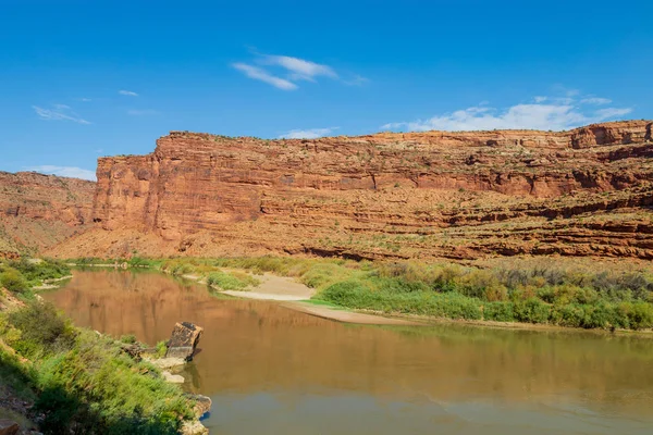 Colorado River Flows Scenic Red Desert Landscape Moab Utah — Stock Photo, Image