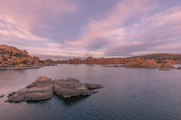 Het Schilderachtige Landschap Van Watson Lake Prescott Arizona Bij Zonsondergang — Stockfoto