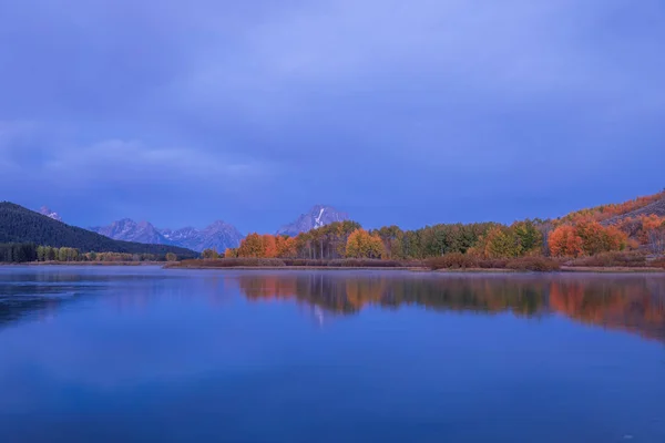 Uma Paisagem Outono Cênica Nas Tetons Antes Nascer Sol — Fotografia de Stock