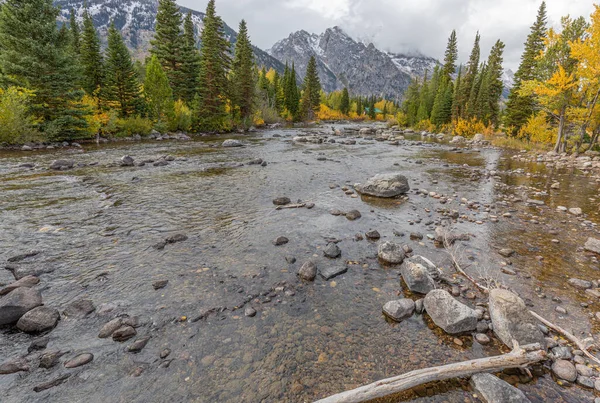 Fiume Panoramico Che Scorre Attraverso Paesaggio Autunnale Teton — Foto Stock