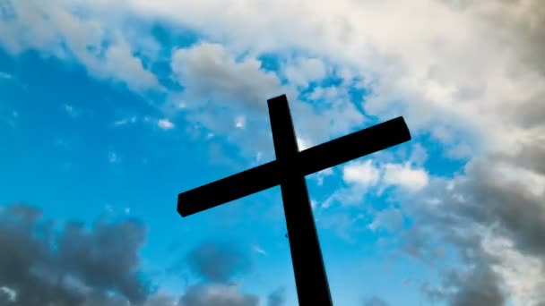 Time Lapse Gloomy Disturbing Clouds Christian Cross — Stock Video