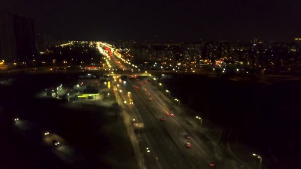 Antenne Branden Van Auto Snelweg Brug Nachtleven Stad — Stockvideo