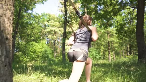 Gesundes Leben Mit Sport Junge Hübsche Frau Macht Übungen Mit — Stockvideo