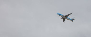 KYIV, UKRAINE - 08 Temmuz 2020: Klm Royal Dutch Airlines Boeing 737 Havaalanında duruyor