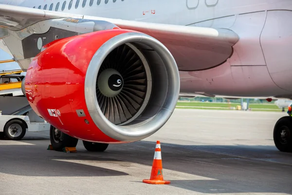 Kyjev Ukrajina Června 2020 Airbus A320 214 České Aerolinie Heu — Stock fotografie