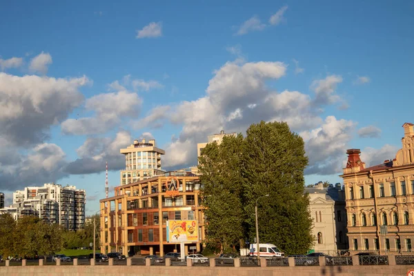 urban photo with apartment buildings in the evening