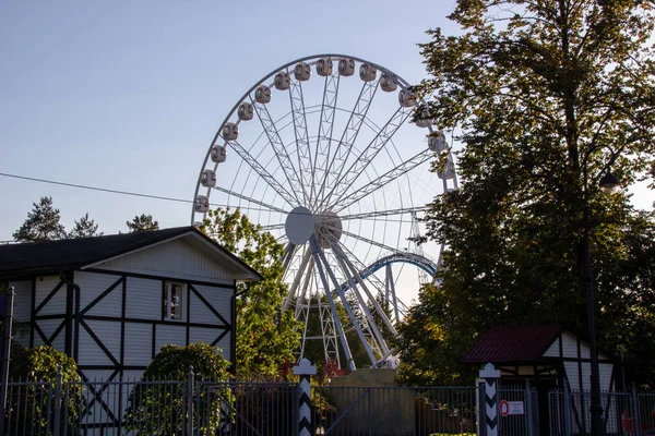 Foto Van Het Landschap Met Wervelende Attracties Avonddag — Stockfoto