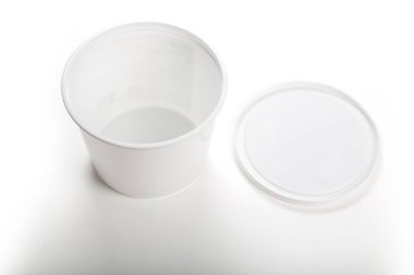 Beyaz plastik küvet kova konteyner yakın çekim