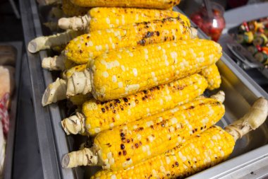 Kavrulmuş ızgara Mısır arka plan kapatın