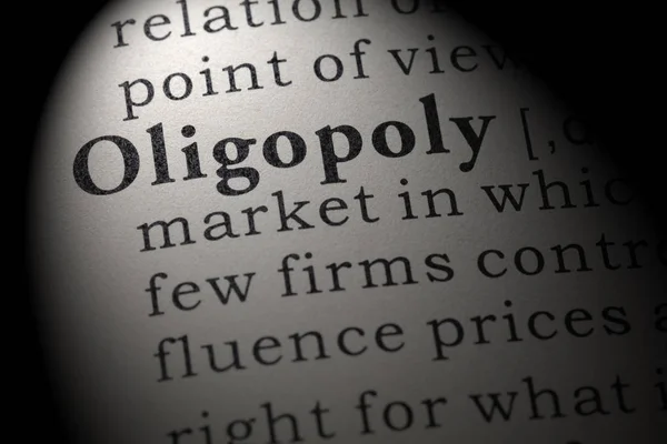 Fake Dictionary Dictionary Definition Word Oligopoly Включая Ключевые Описательные Слова — стоковое фото