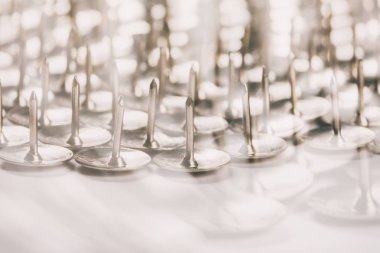 Grup, Metal başparmak Tacks arka planı için