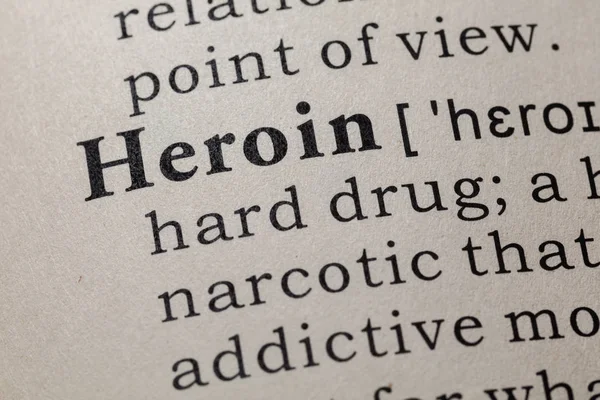 假字典 字典定义海洛因的词 包括关键描述词 — 图库照片