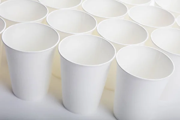 Weißbuch Kaffeetasse Auf Weißem Hintergrund — Stockfoto