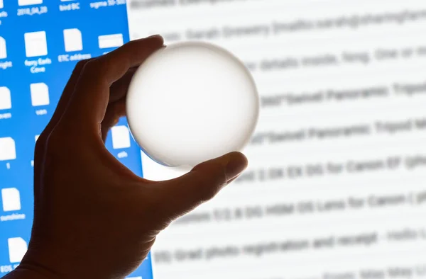 Crystal Ball Magnify Computer Screen Communication Concept — Stock Photo, Image