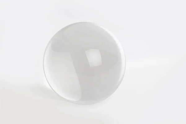 Bola Cristal Transparente Com Fundo Branco Close — Fotografia de Stock