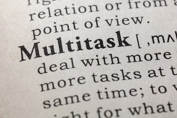Ψεύτικο Λεξικό Λεξικό Ορισμό Της Λέξης Multitask Συμπεριλαμβανομένων Των Βασικών — Φωτογραφία Αρχείου