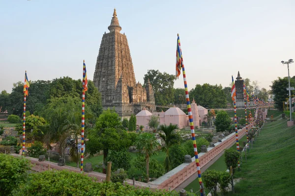 Mahabodhi tapınağı, Bodh gaya, Hindistan. Buda burada aydınlanmaya kavuştu..
