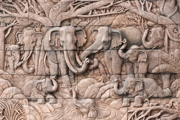Olifant Gebeeldhouwd Steen Tempelmuur Thailand — Stockfoto