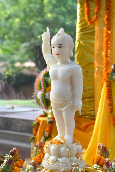 Bela Estátua Bebê Buddha Mahabodhi Stupa Bodh Gaya — Fotografia de Stock