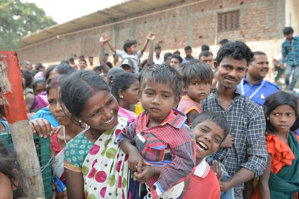 Gaya Bihar Índia Março 2019 Multidão Indiana Está Esperando Para — Fotografia de Stock