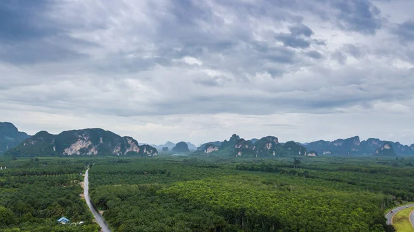 Berglandschaft Krabi Thailand — Stockfoto