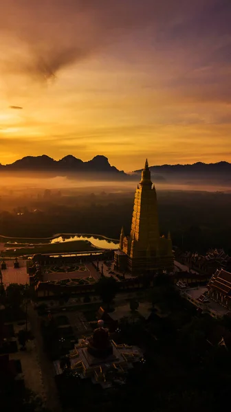 Aerial photo  of Beautiful temples in the morning atmosphere , T — Stock Photo, Image