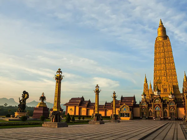 Ráno krásné chrámy, Thajsko — Stock fotografie