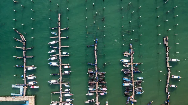 Hoge Hoek Van Toeristische Pier — Stockfoto