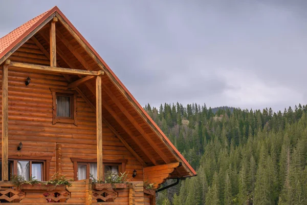 Wooden log house — Stock Photo, Image