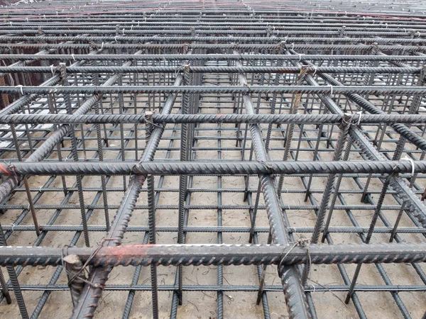 Steel grid of residential building footing reinforcement — Stock Photo, Image