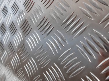 Çentikli metal paslanmaz çelik sac. Gümüş renkli metal