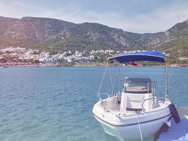 Bateau Mouillé Dans Lagune Tropicale Mer Bateaux Croisière Privés Dans — Photo