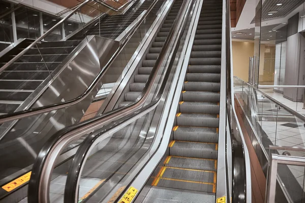 Escalier Vide Escalier Dans Aéroport — Photo
