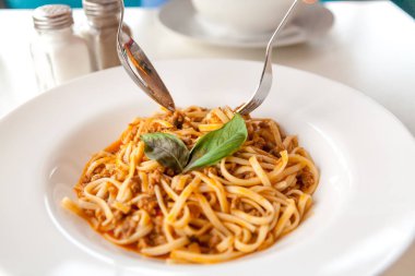 Nasıl makarna yemek