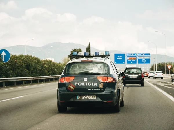 Policía de coches topografía de la isla de Palma de Mallorca carretera — Foto de Stock