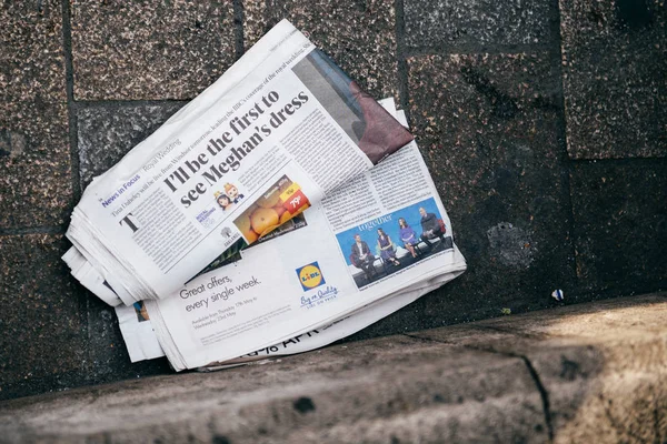 Londres Reino Unido Mayo 2018 Periódico Basura Con Mensaje Con — Foto de Stock