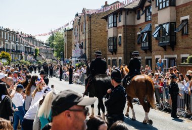 Royal Düğün atmosferde Windsor polis ata 
