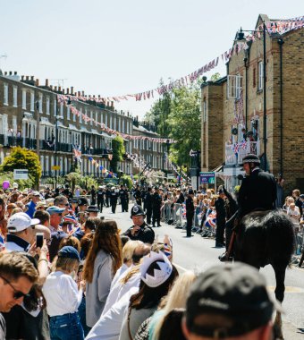 Royal Düğün atmosferde Windsor polis ata 