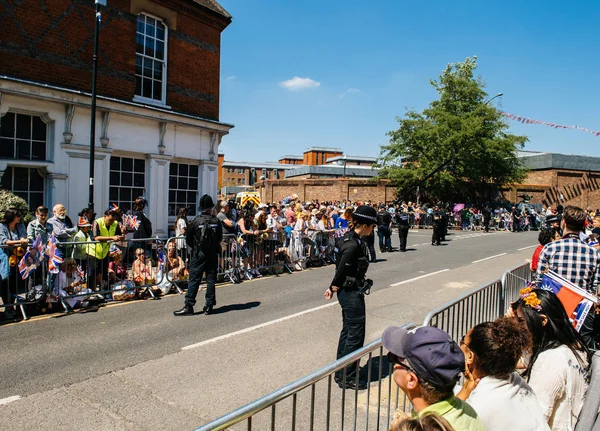 Royal Windsor bir güvenlik polis memuru ile düğün atmosfer — Stok fotoğraf